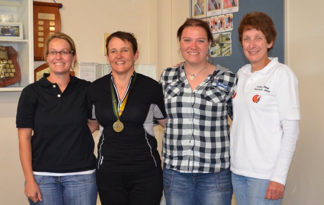 Australia NZ postal match ladies team 2011.JPG